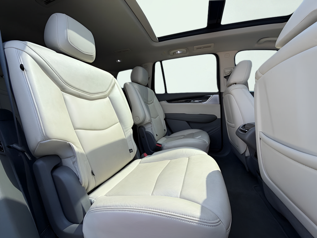 Used 2020 Cadillac XT6 Premium Luxury FWD image 29