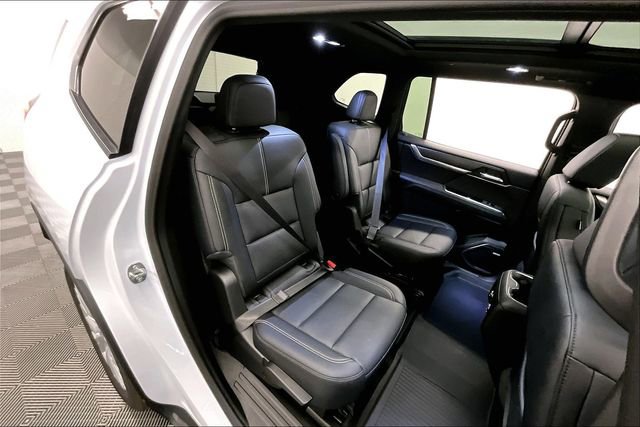 Used 2026 GMC Acadia Elevation w/ Elevation Premium Package AWD/4WD image 26