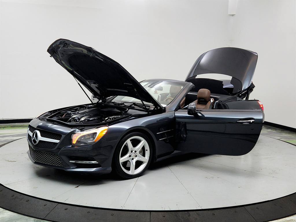 Used 2013 Mercedes-Benz SL 550 image 9