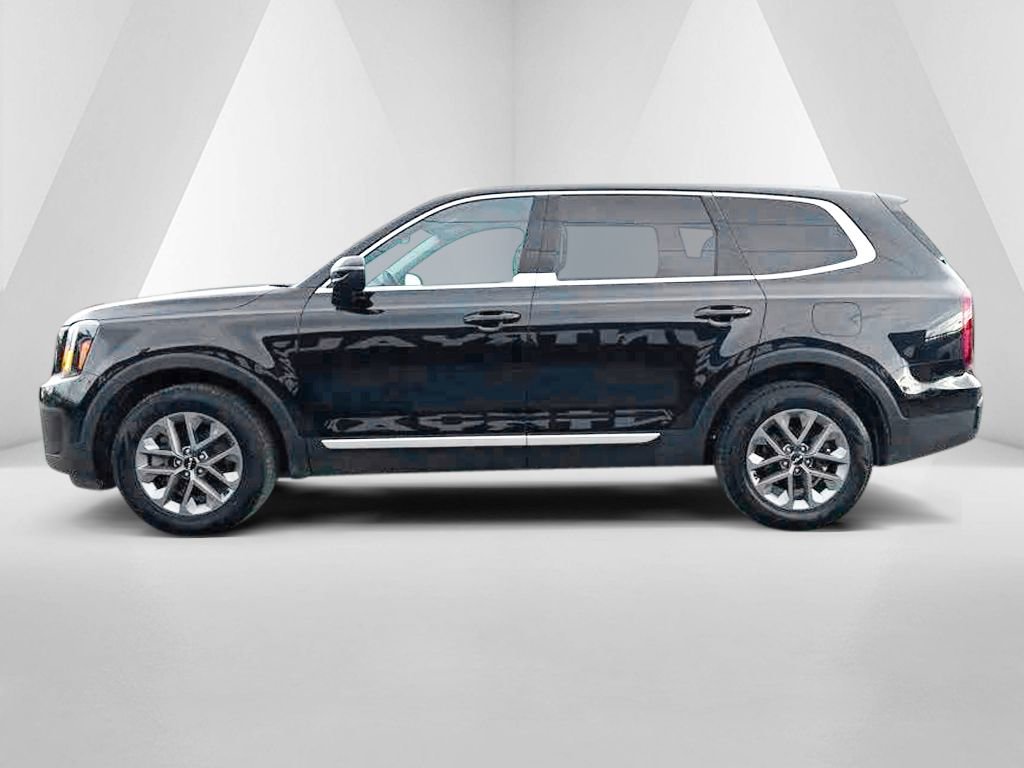 Used 2024 Kia Telluride LX image 8