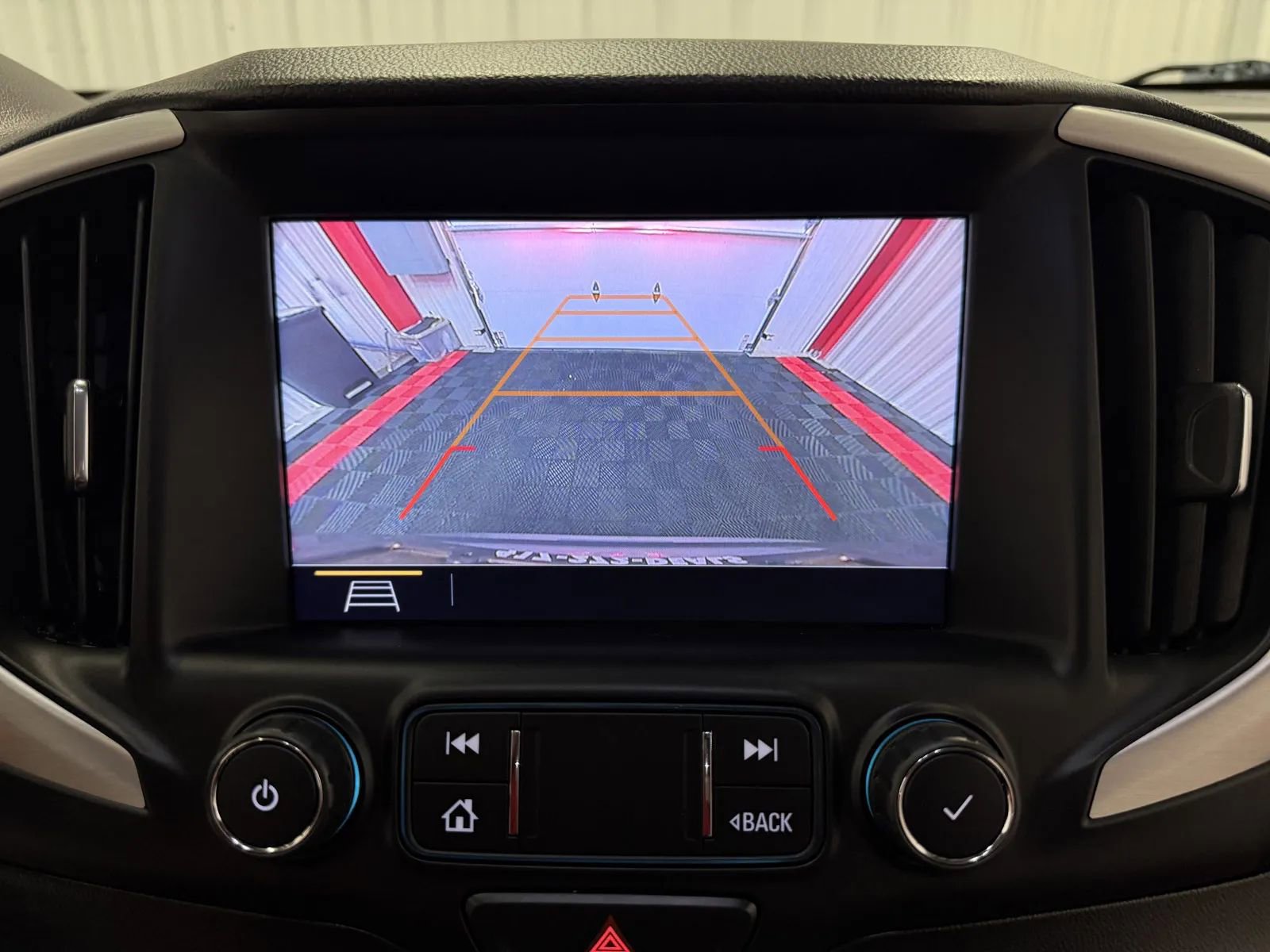 Used 2021 GMC Terrain SLT FWD image 32