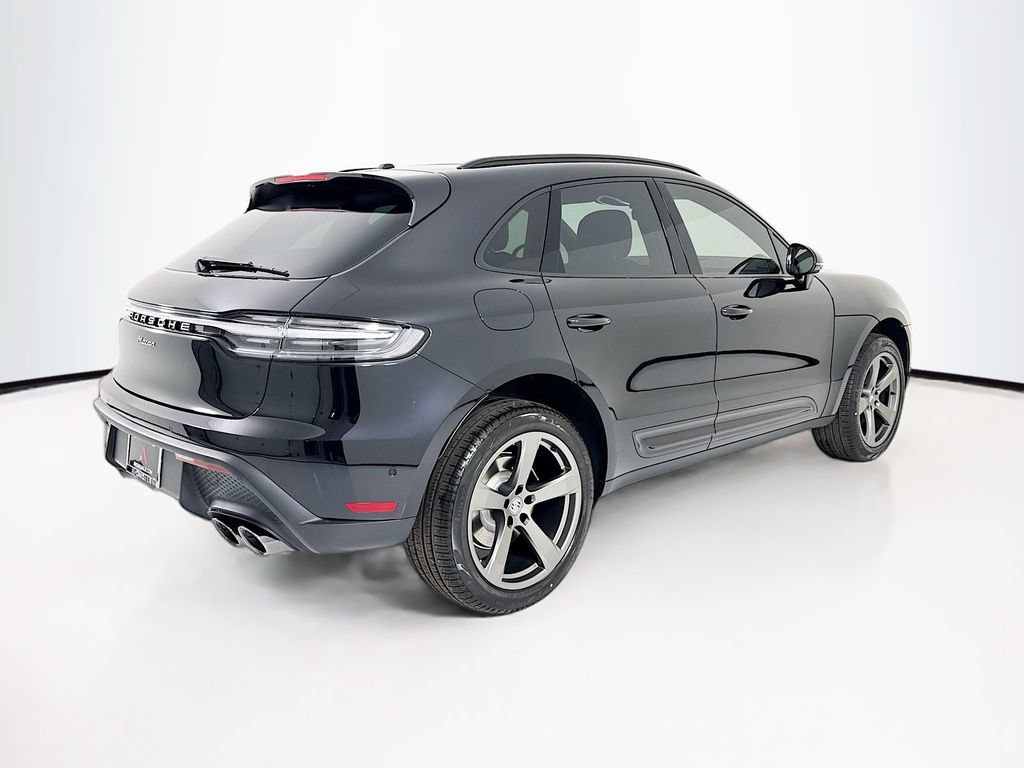New 2026 Porsche Macan AWD/4WD image 9