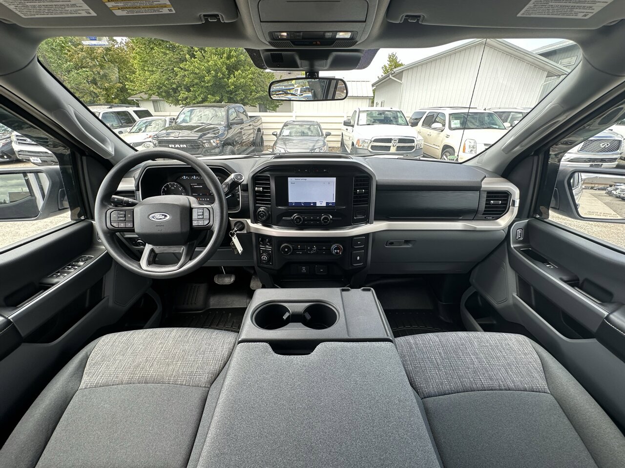 Used 2021 Ford F150 XLT AWD/4WD image 4