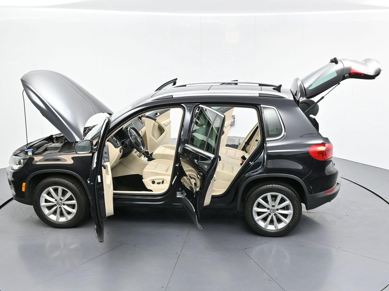 Used 2017 Volkswagen Tiguan Wolfsburg Edition AWD/4WD image 43