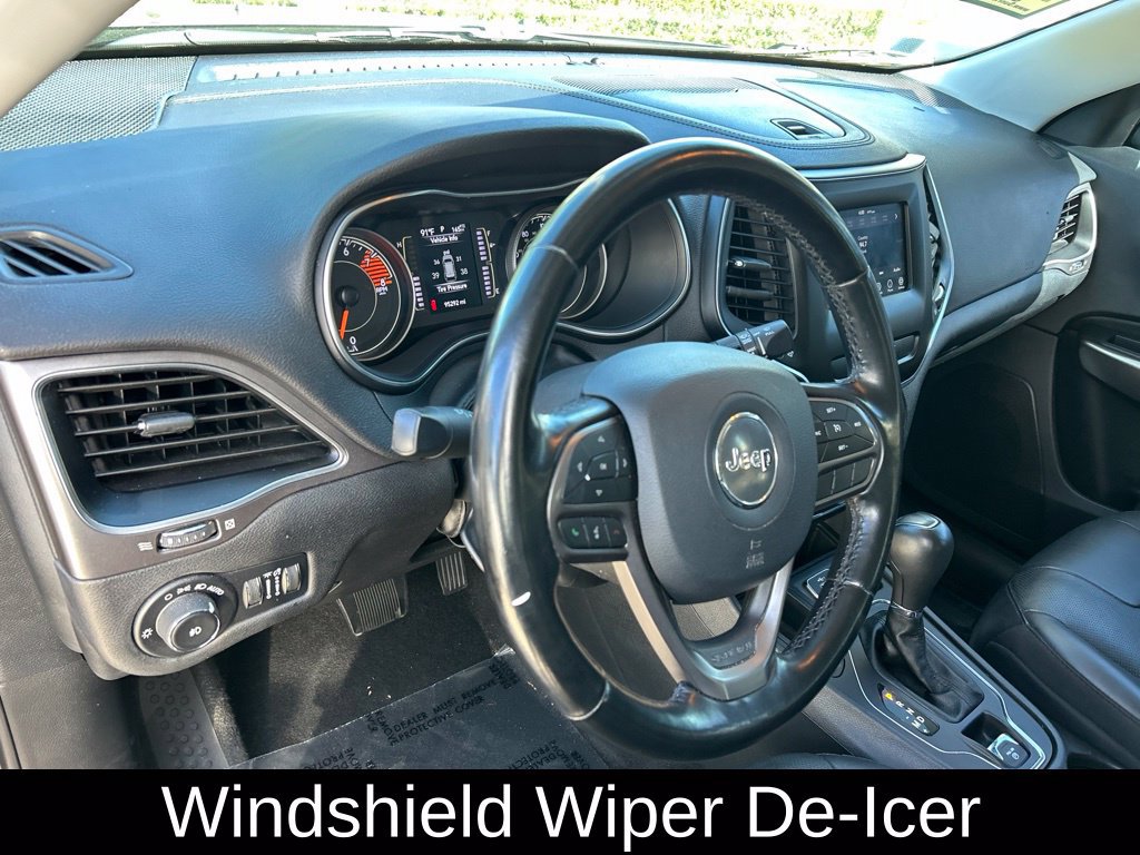 Used 2020 Jeep Cherokee Latitude Lux w/ Quick Order Package 26H Lux FWD image 21