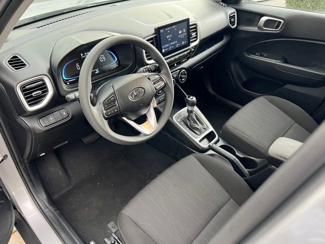 Certified 2026 Hyundai Venue SE image 15