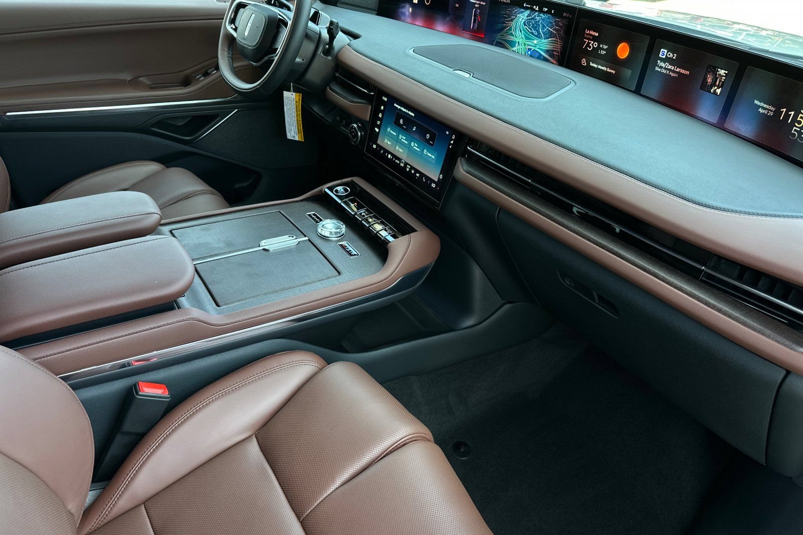New 2026 Lincoln Navigator Reserve AWD/4WD image 16