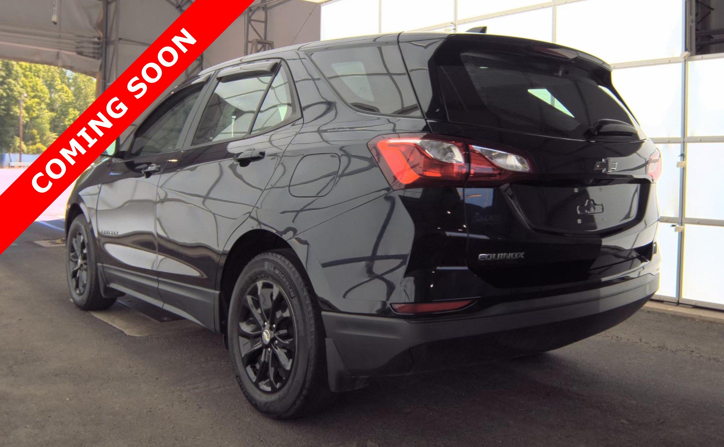 Used 2021 Chevrolet Equinox LS FWD image 3