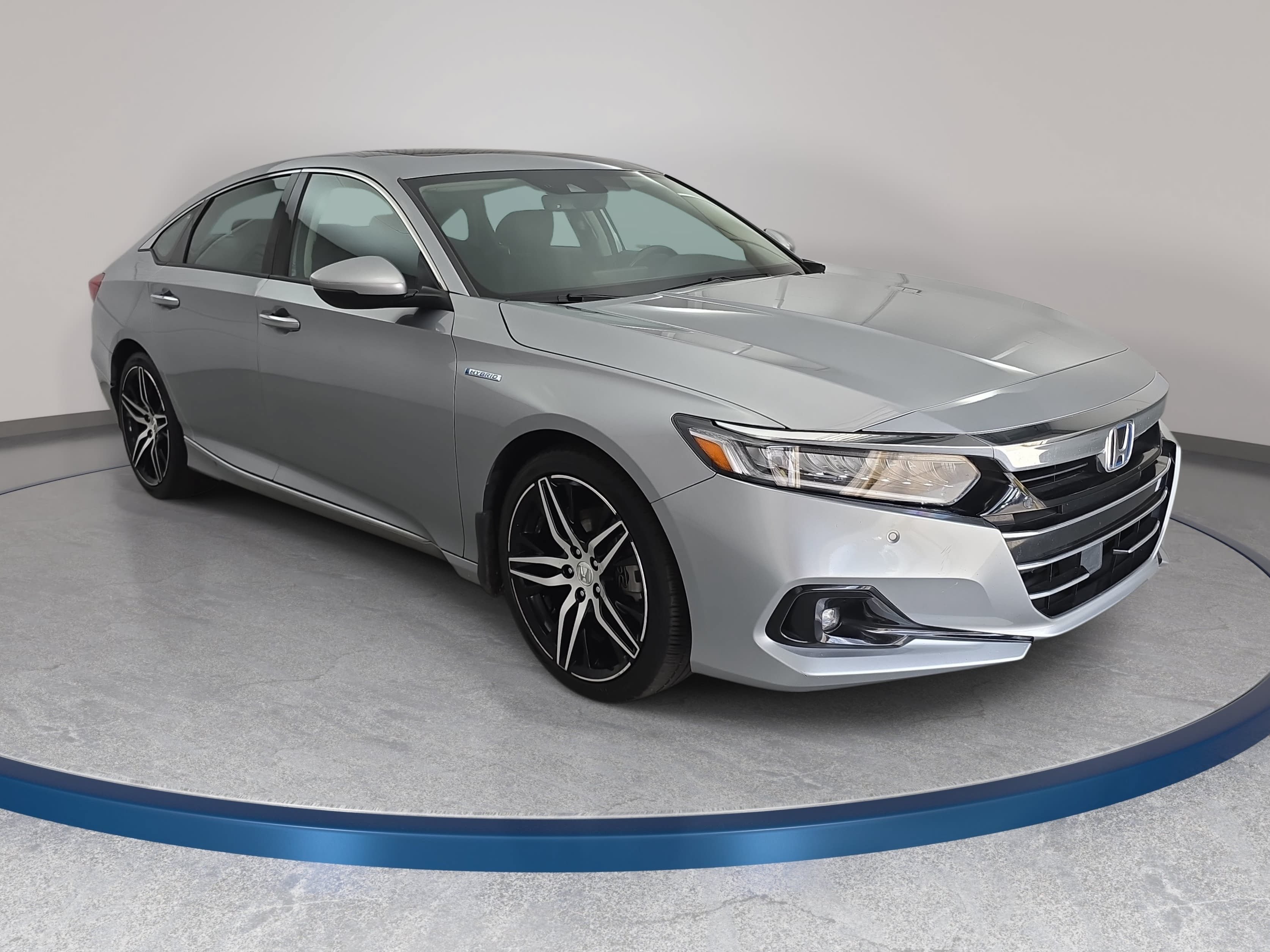 Used 2022 Honda Accord Touring image 3