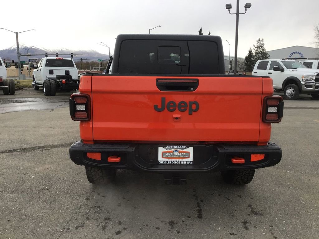 New 2025 Jeep Gladiator Rubicon w/ Safety Group AWD/4WD image 11
