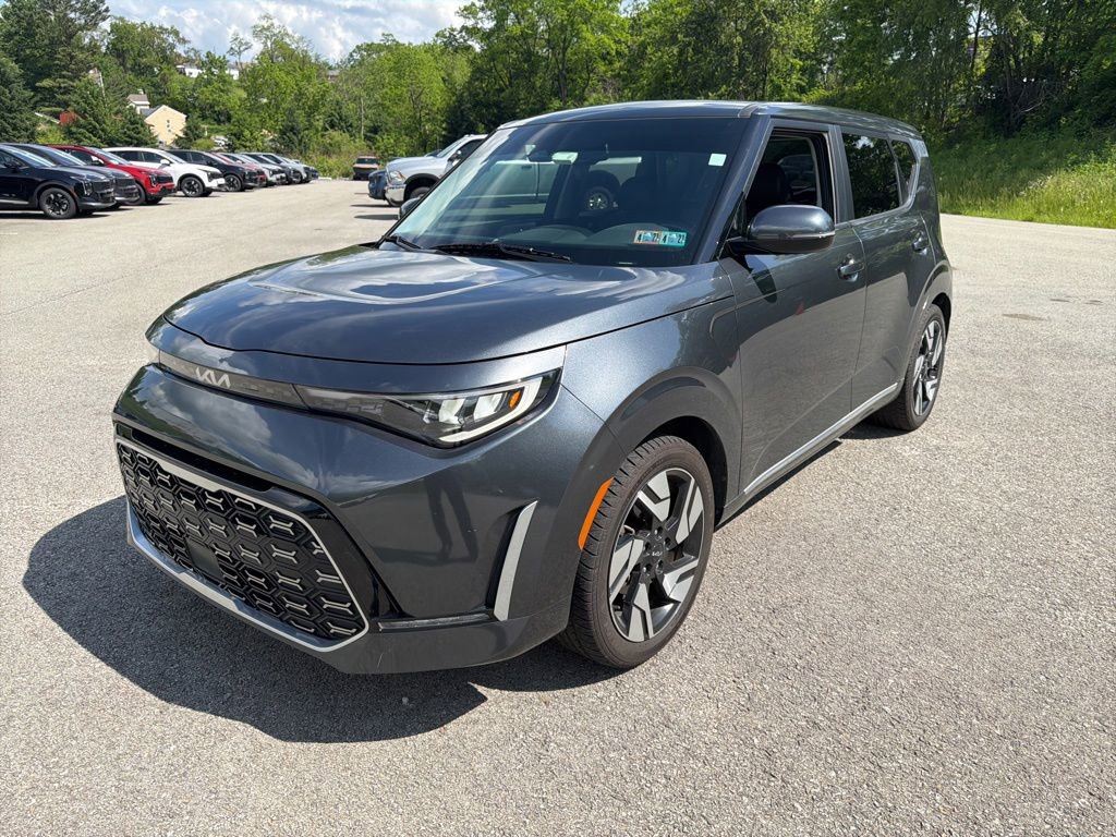 Certified 2023 Kia Soul GT-Line w/ GT-Line Technology Package FWD image 3