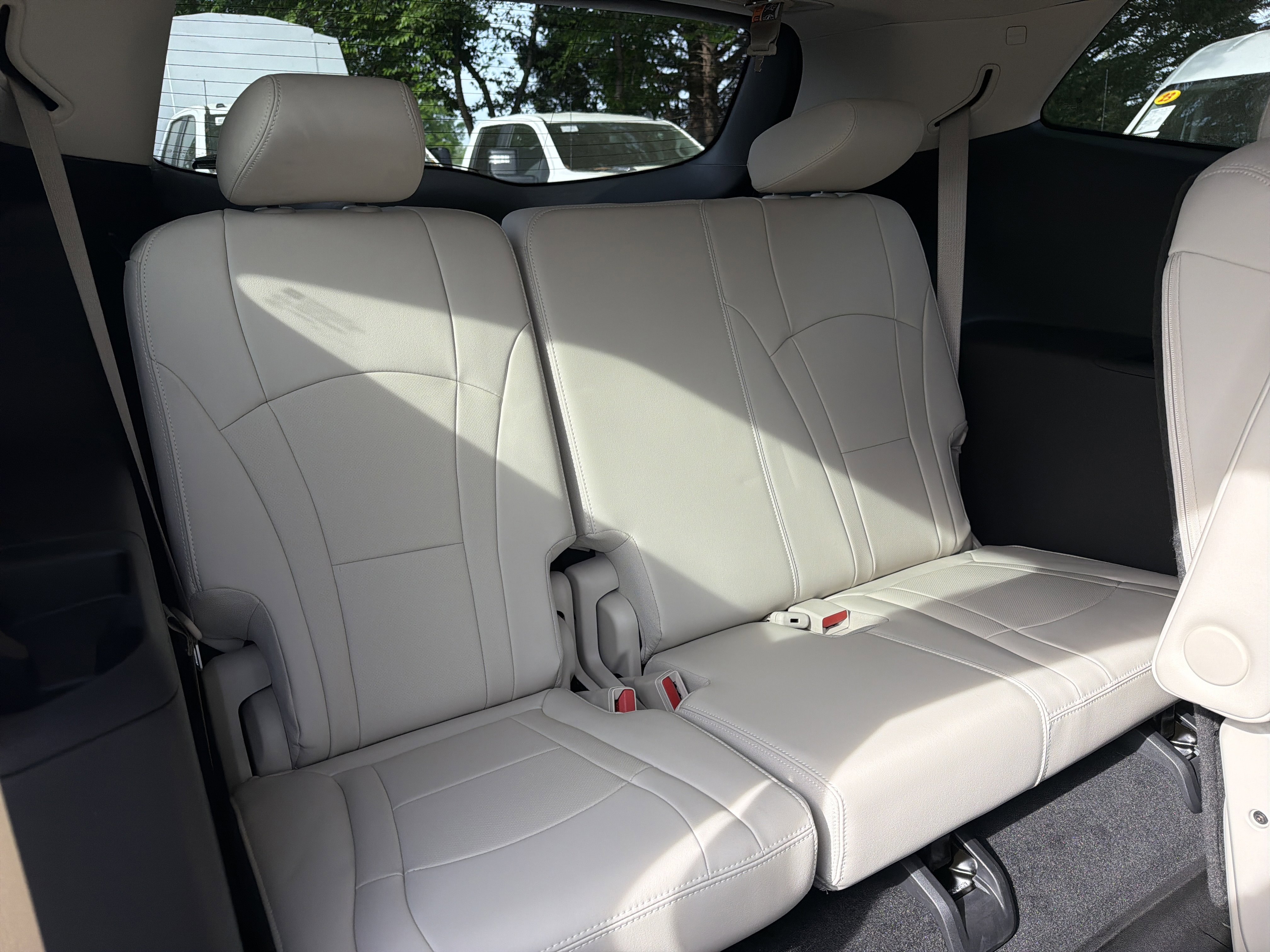 Used 2024 Buick Enclave Essence w/ Experience Buick Package image 31