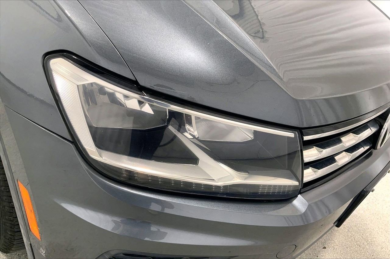 Used 2018 Volkswagen Tiguan S FWD image 12