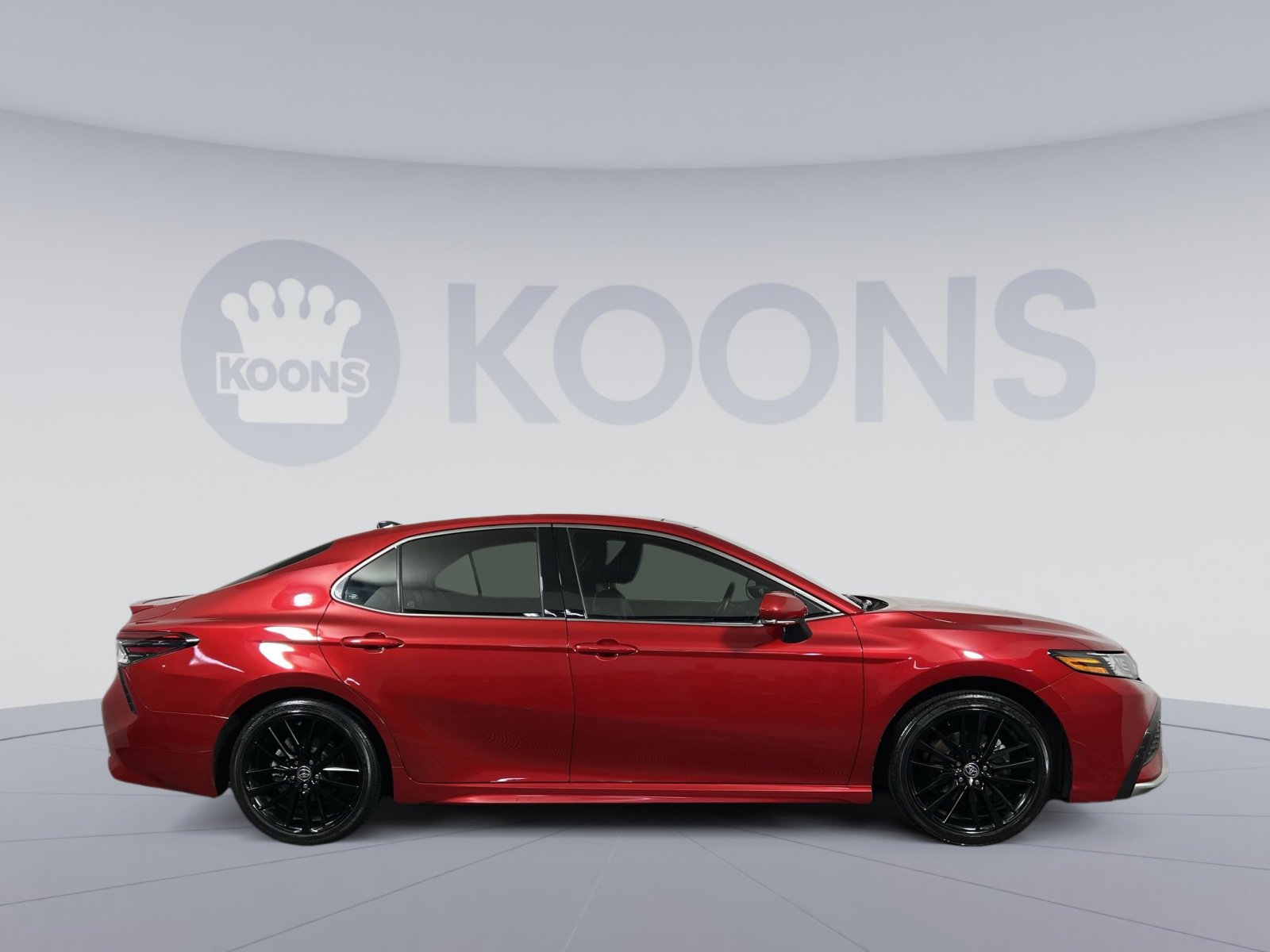 Used 2021 Toyota Camry XSE image 8