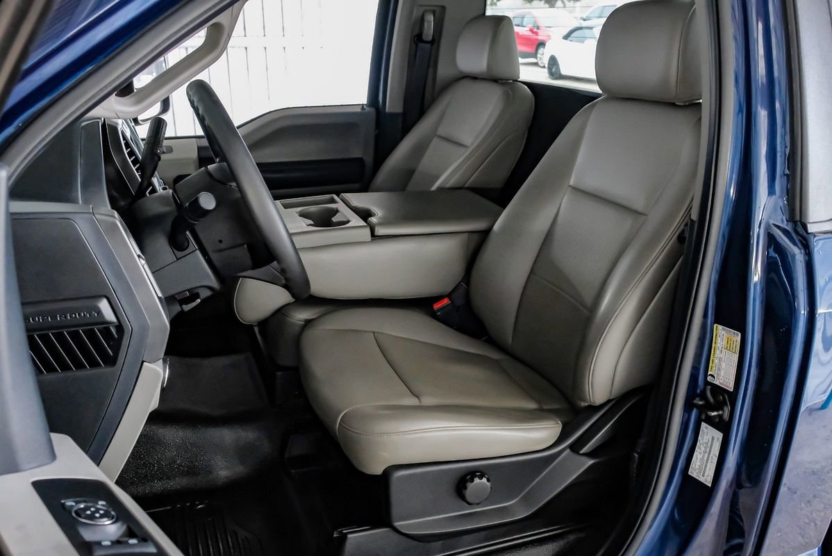 Used 2020 Ford F250 XL w/ STX Appearance Package image 27