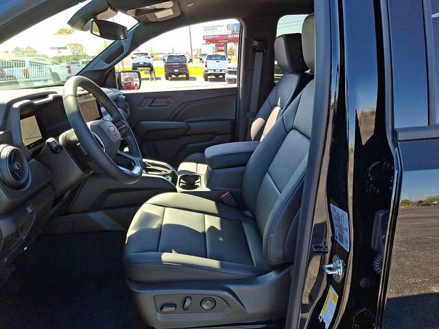 New 2026 Chevrolet Colorado Trail Boss w/ Off-Road Front Bumper Package AWD/4WD image 10