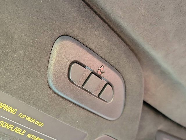 Used 2021 Chevrolet Corvette Stingray Premium Conv w/ Z51 Performance Package image 26