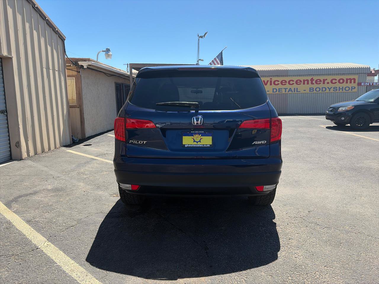 Used 2017 Honda Pilot EX image 3