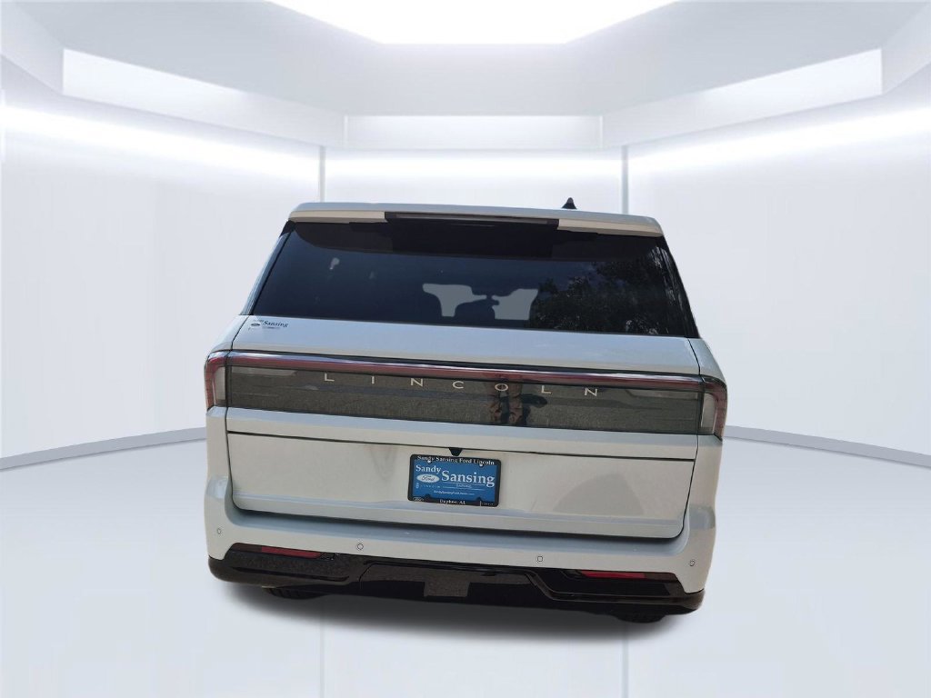 New 2027 Lincoln Navigator L Reserve w/ Jet Appearance Package AWD/4WD image 6