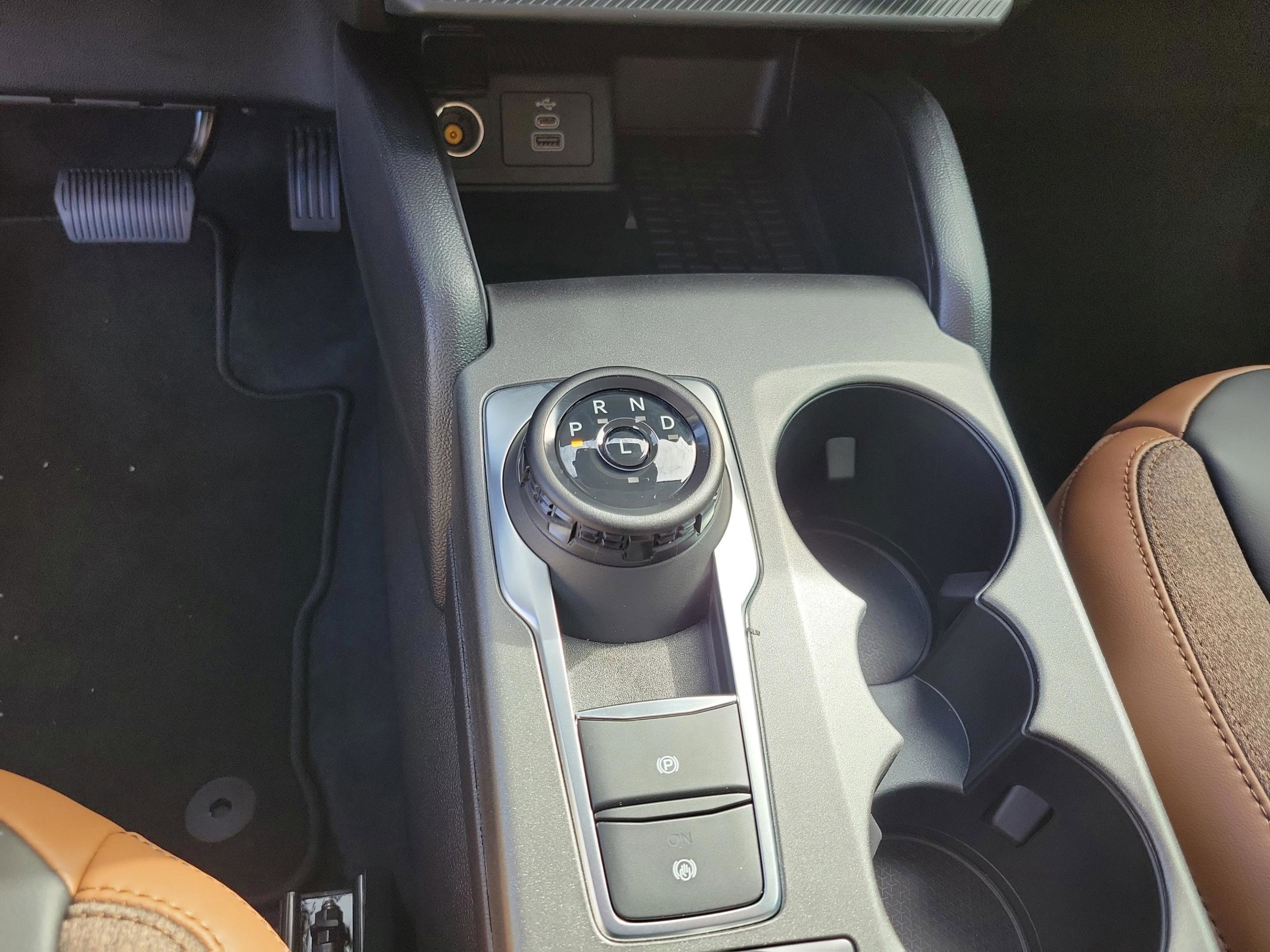 New 2025 Ford Bronco Sport Outer Banks w/ Outer Banks Tech Package+ AWD/4WD image 18