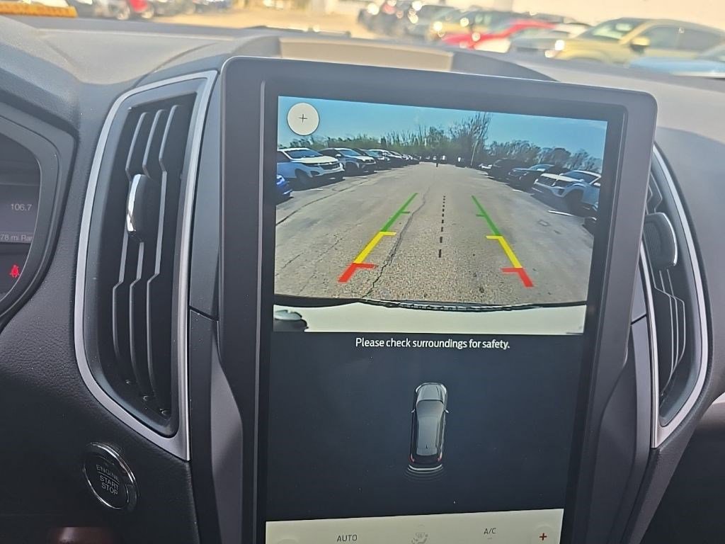 Used 2024 Ford Edge SEL image 20