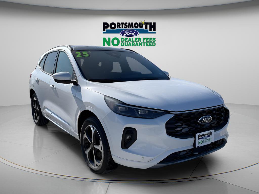 Certified 2025 Ford Escape ST-Line Elite w/ Premium Technology Package