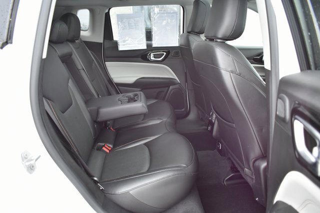 Used 2022 Jeep Compass Limited w/ Sun and Sound Group image 44