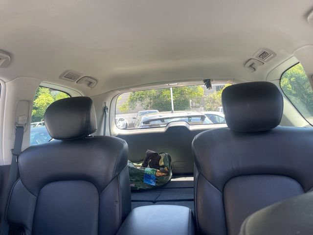 Used 2022 Nissan Armada SL w/ Captain's Chairs Package RWD image 4