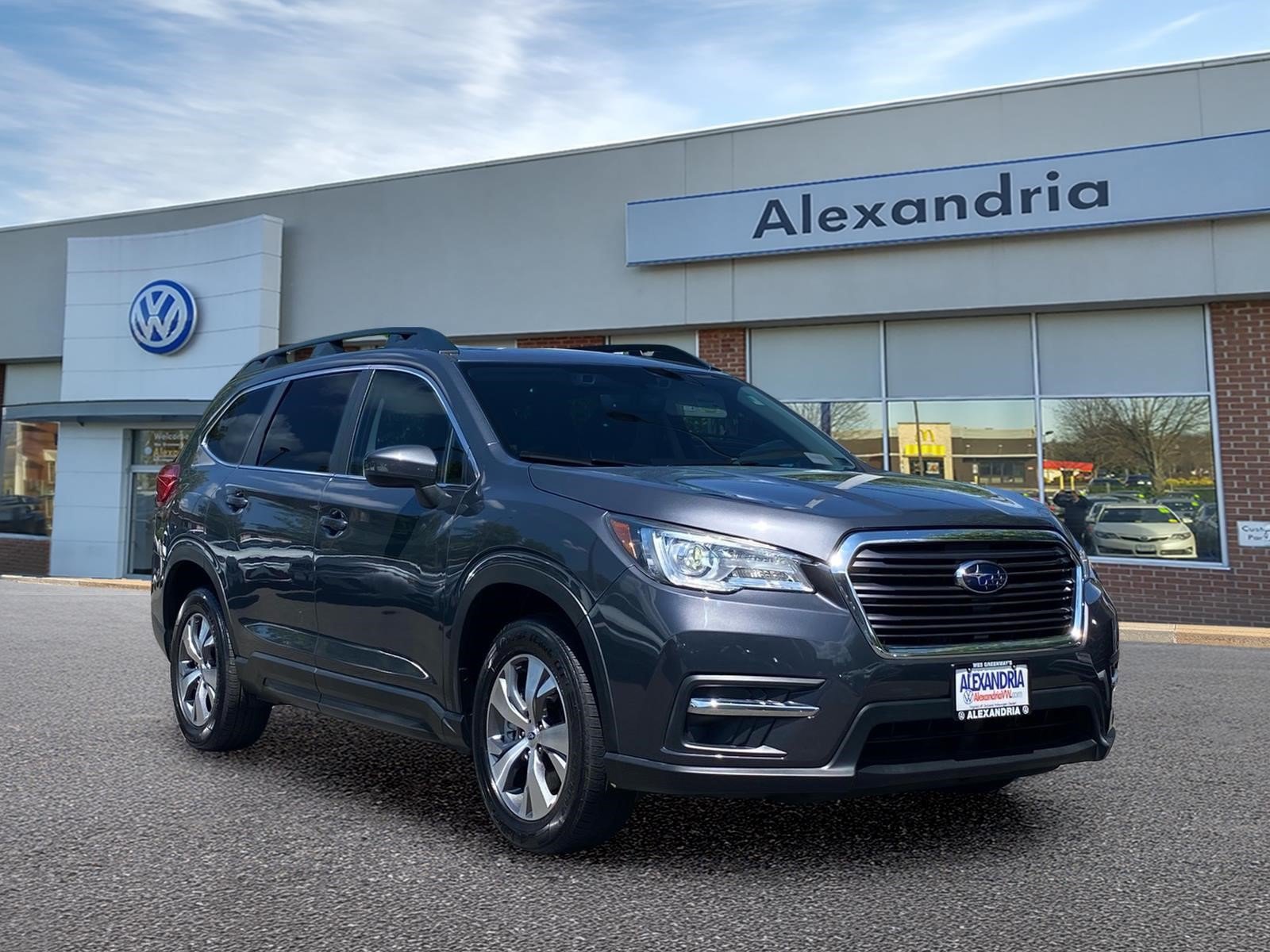 Used 2022 Subaru Ascent Premium w/ Convenience Package
