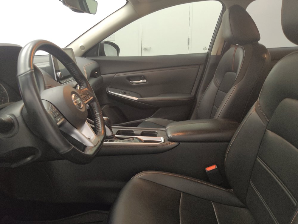 Used 2022 Nissan Sentra SR w/ SR Premium Package FWD image 17