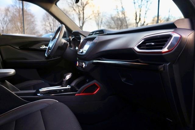 Certified 2023 Chevrolet TrailBlazer RS image 39