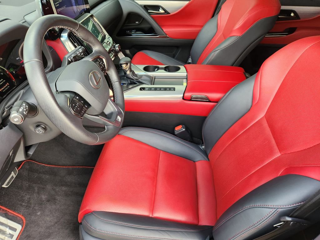Used 2022 Lexus LX 600 F Sport w/ Accessory Package (Z1) image 13