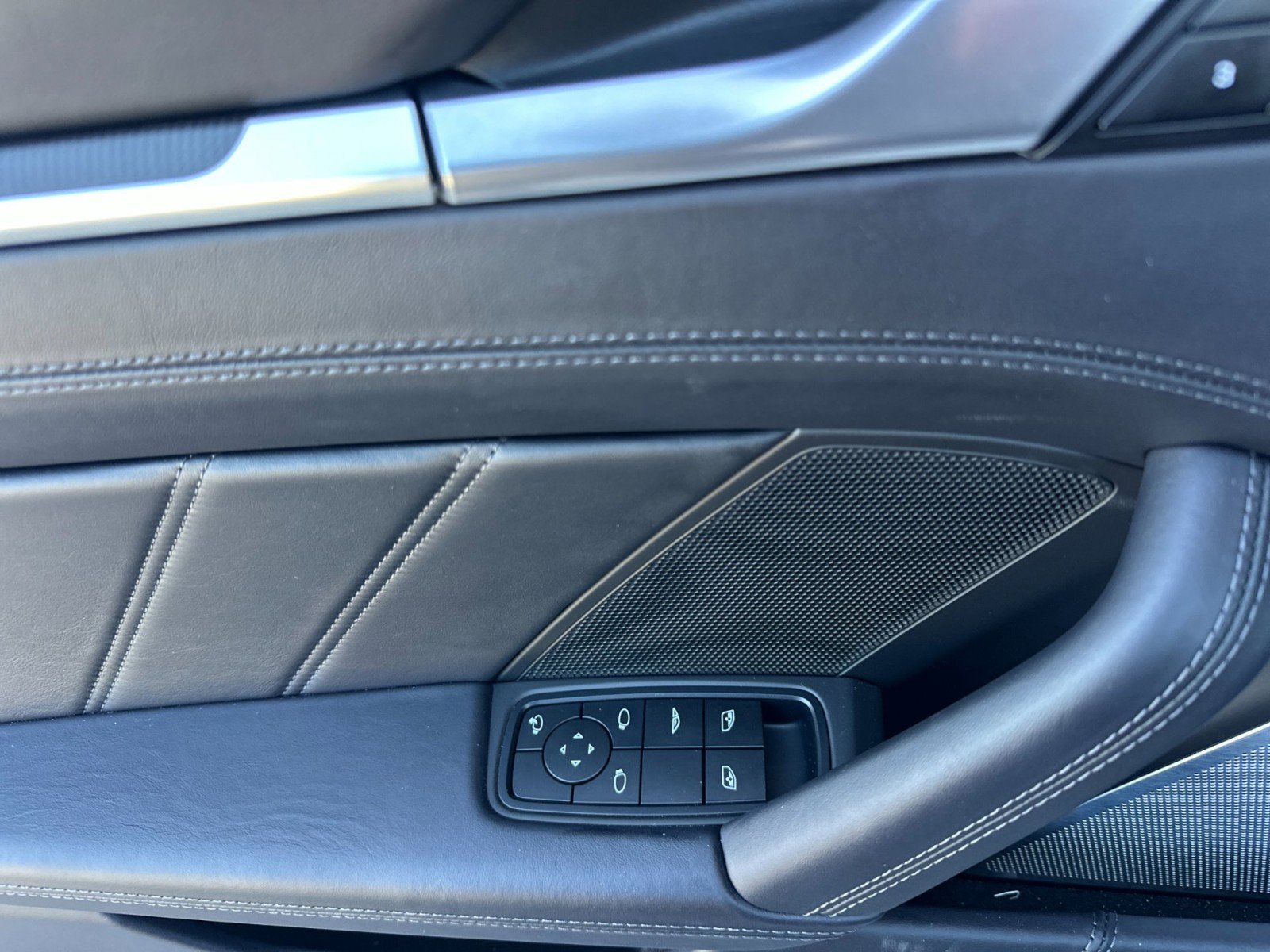 Used 2023 Porsche 911 Turbo S image 13