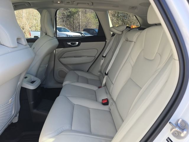 New 2026 Volvo XC60 T8 Ultra w/ Protection Package Premier image 19