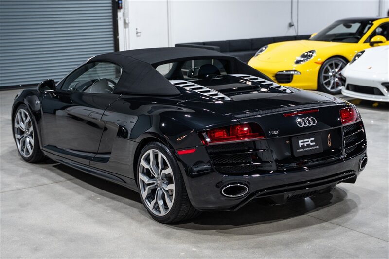 Used 2012 Audi R8 V10 AWD/4WD image 12