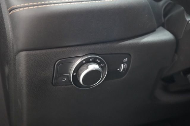 New 2025 Alfa Romeo Tonale w/ Premium Package image 19