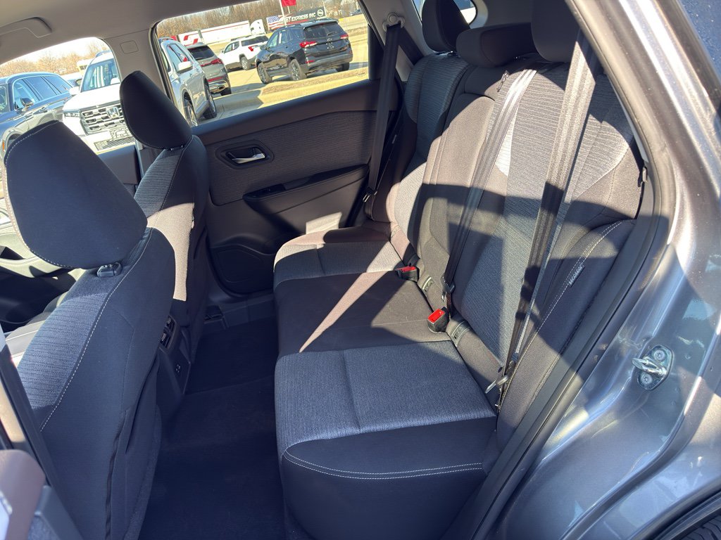 Used 2021 Nissan Rogue SV AWD/4WD image 13
