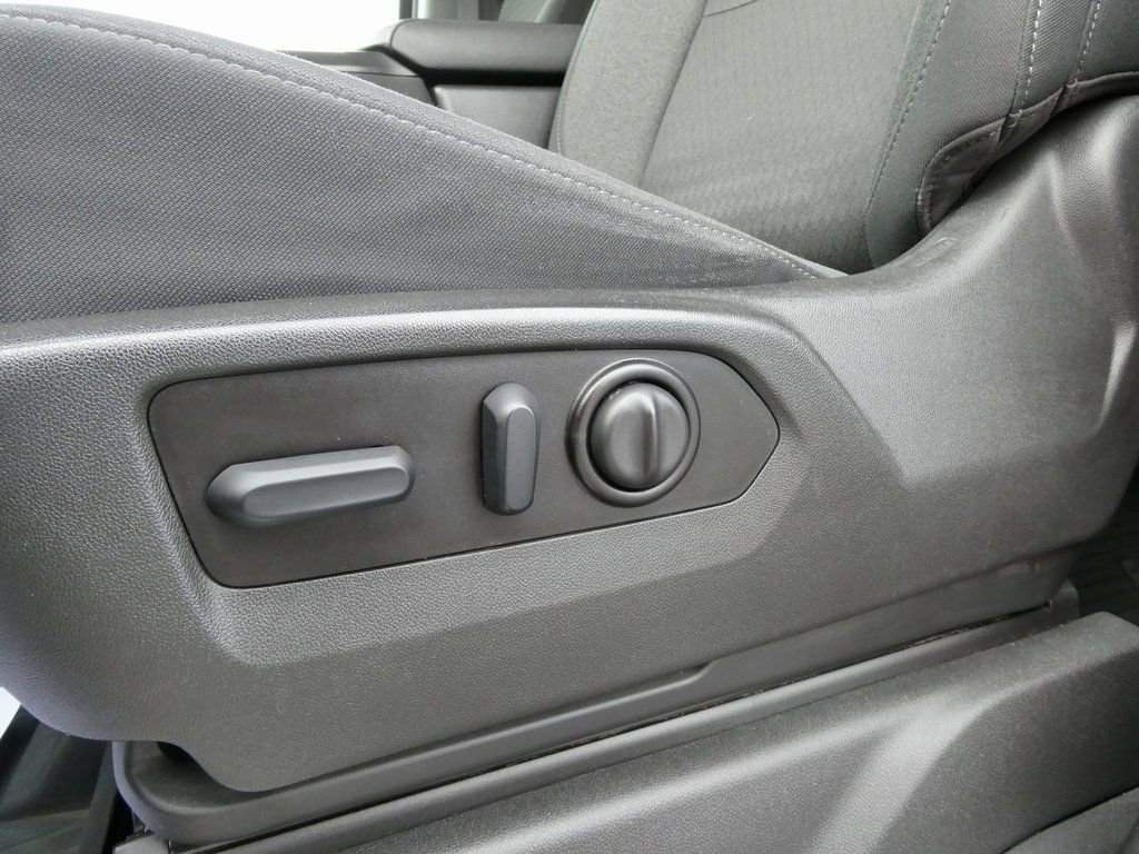 Certified 2022 Chevrolet Silverado 1500 LT image 24