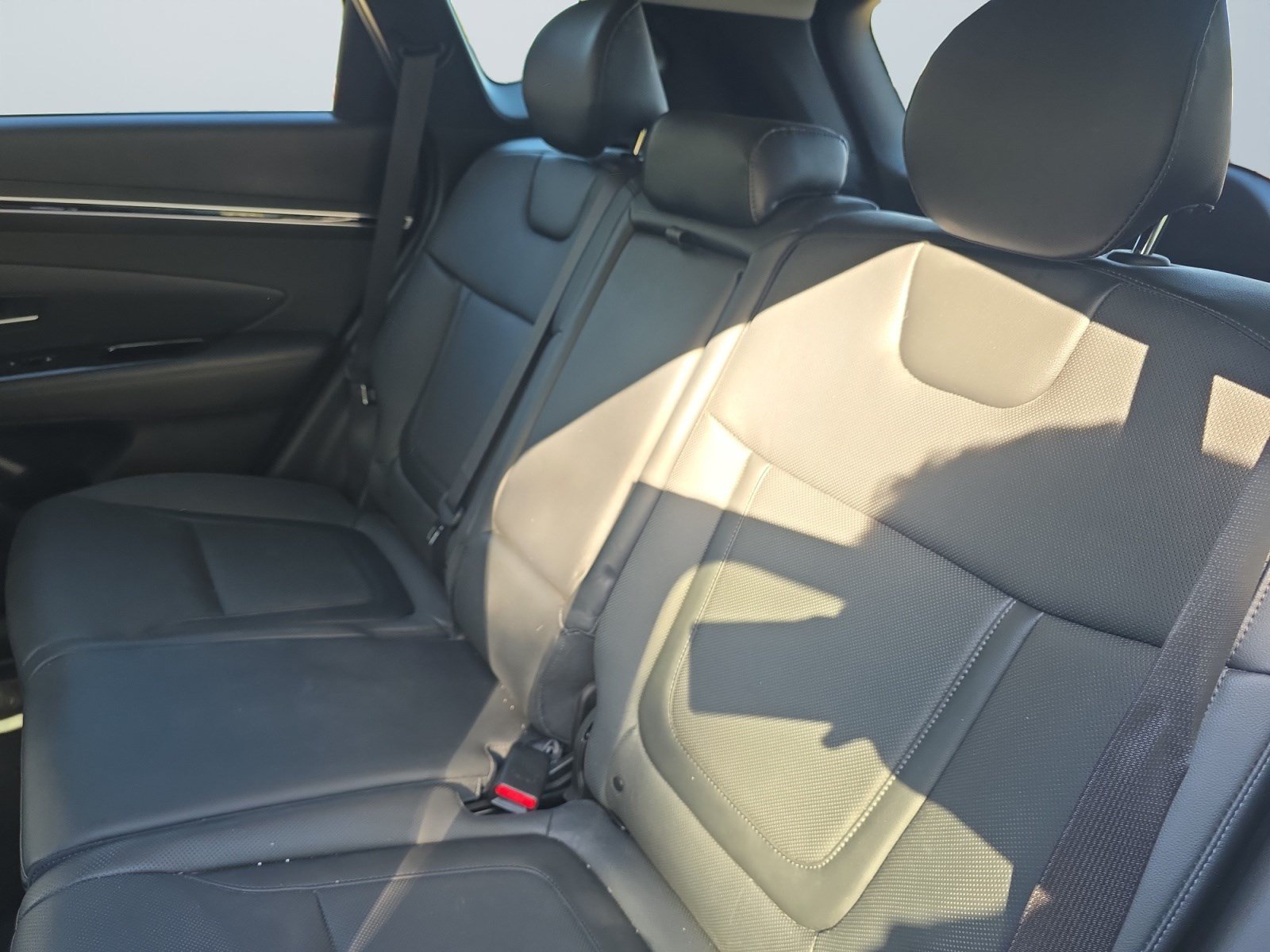 Certified 2023 Hyundai Tucson Limited AWD/4WD image 15