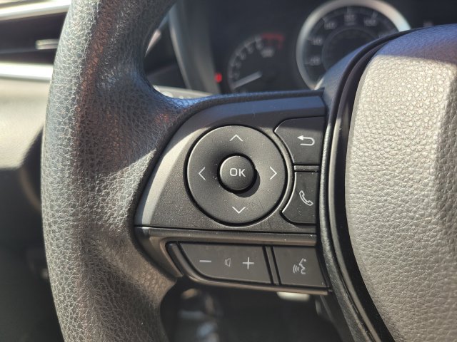 Used 2022 Toyota Corolla LE FWD image 28