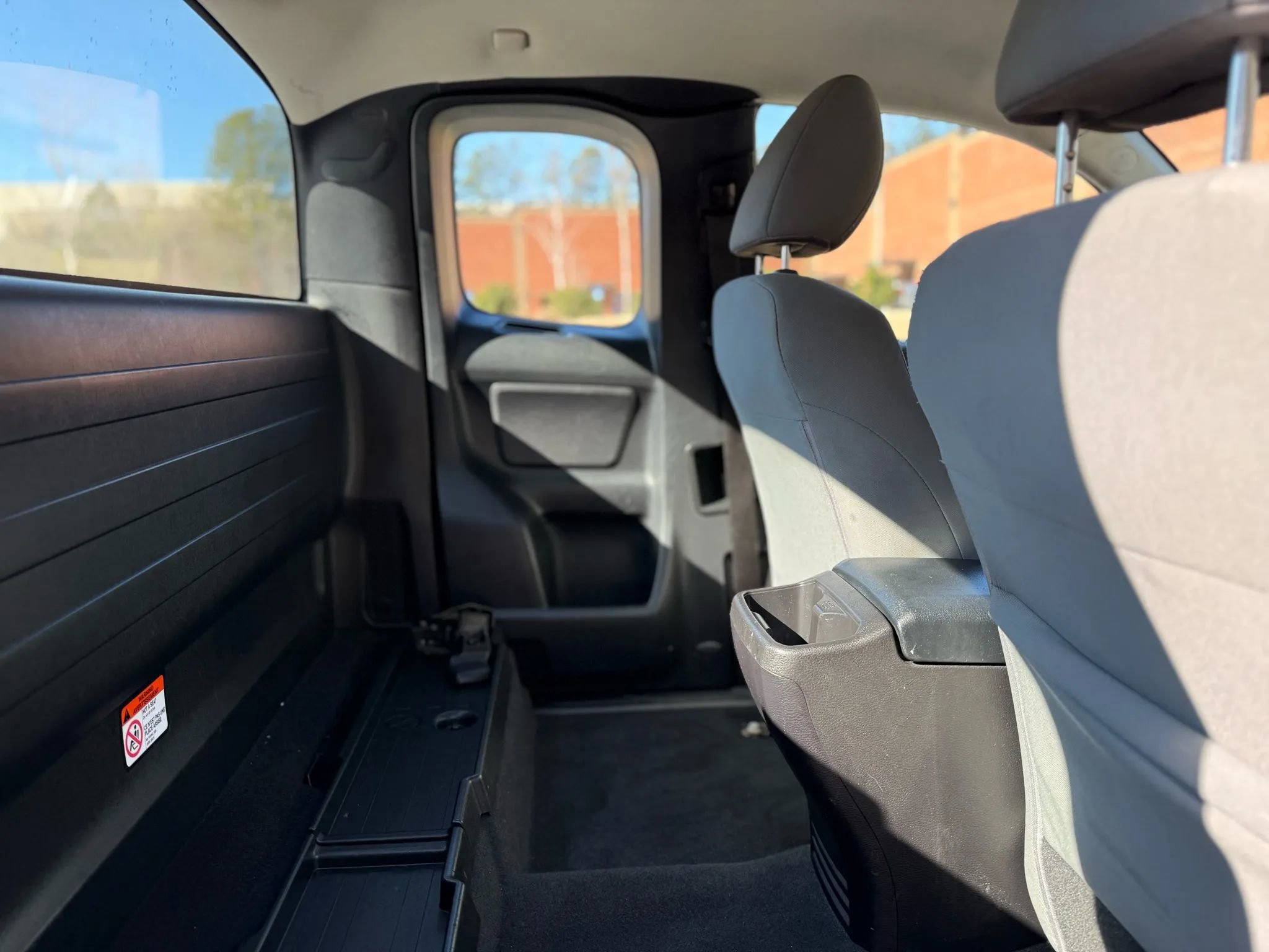 Used 2016 Toyota Tacoma SR image 22