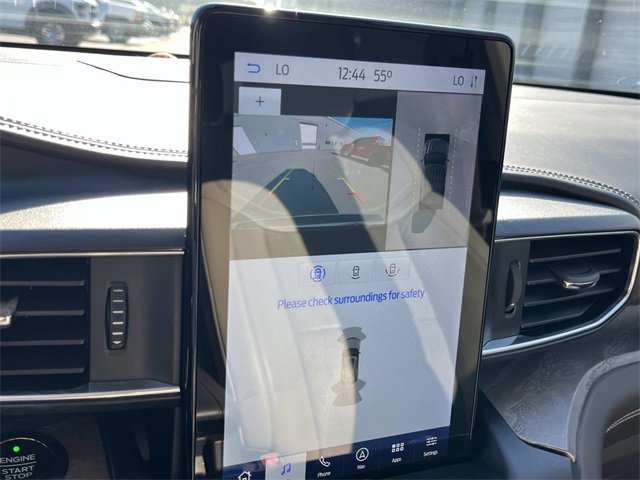 Used 2020 Ford Explorer Platinum w/ Premium Technology Package image 39