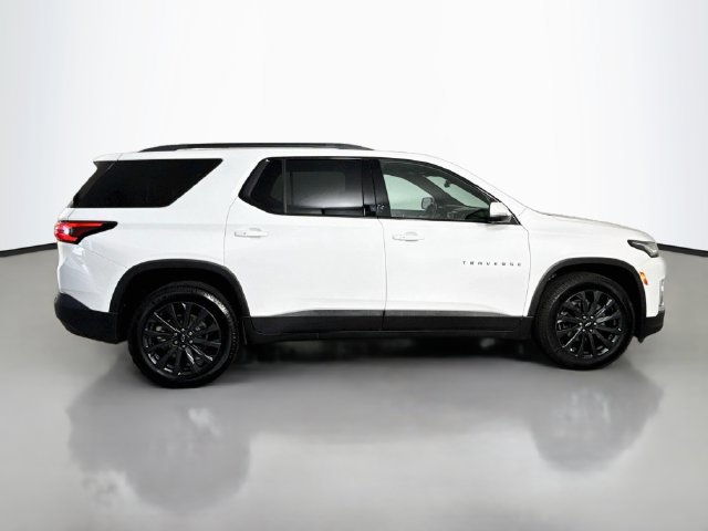 Used 2022 Chevrolet Traverse RS FWD image 11