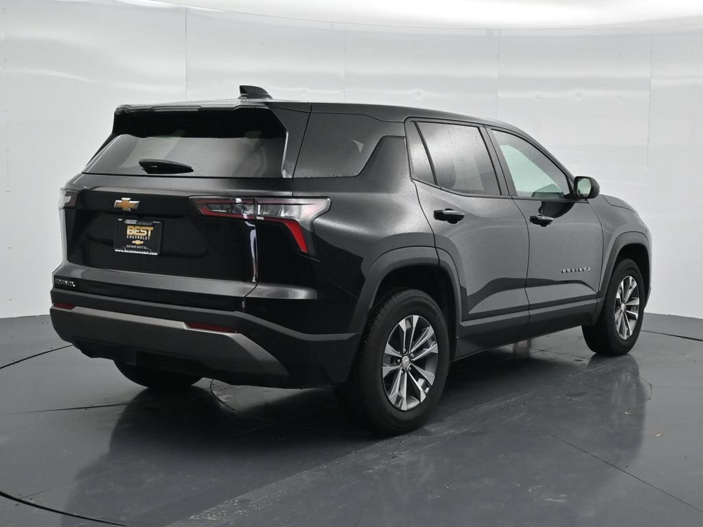 Used 2026 Chevrolet Equinox LT w/ Convenience Package II FWD image 7
