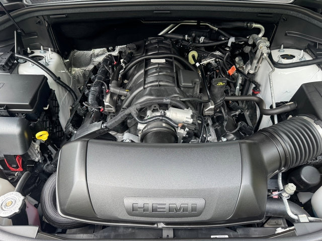 Used 2025 Dodge Durango R/T AWD/4WD image 9