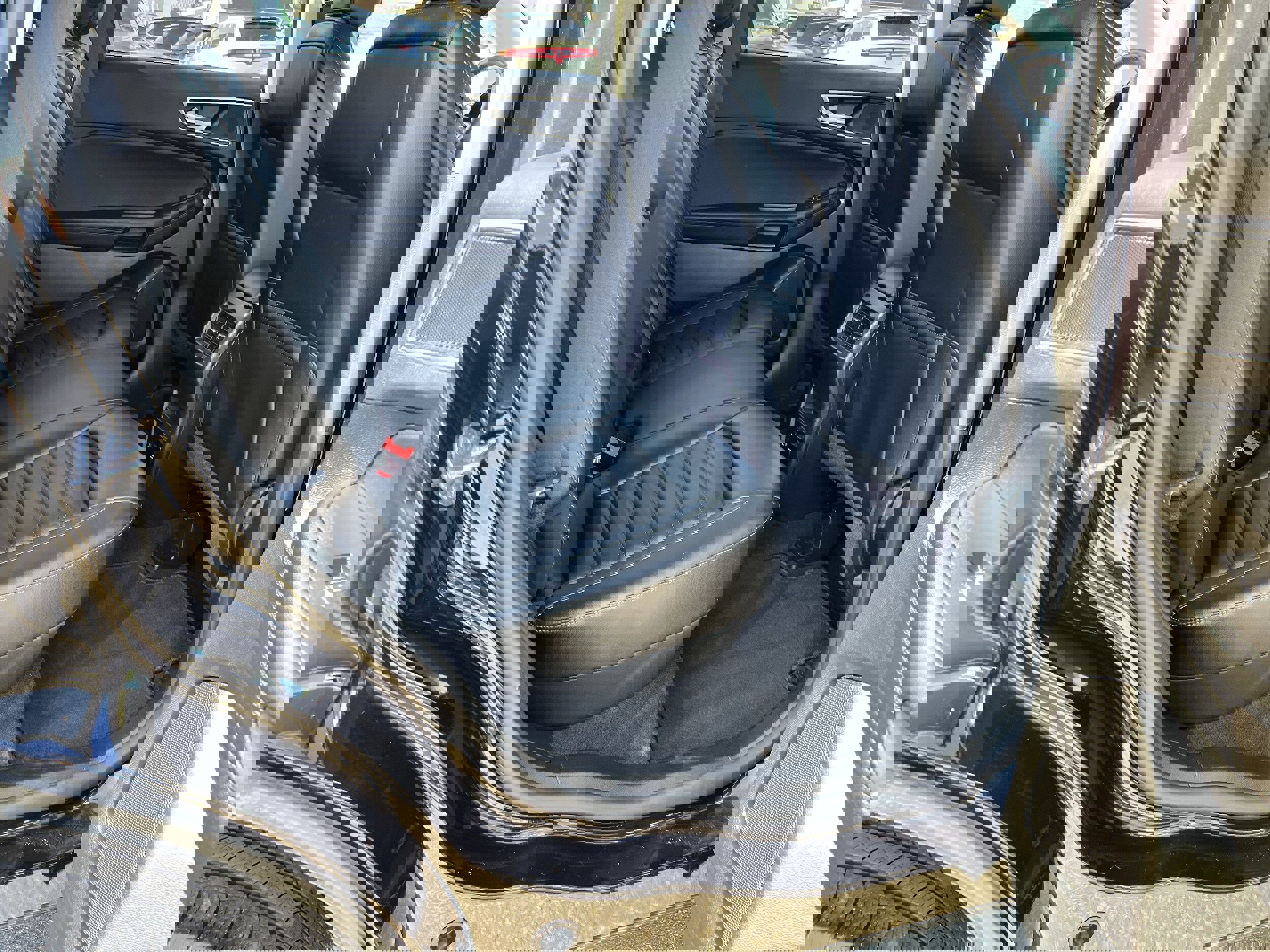 Used 2022 Ford Edge SEL w/ Convenience Package image 16