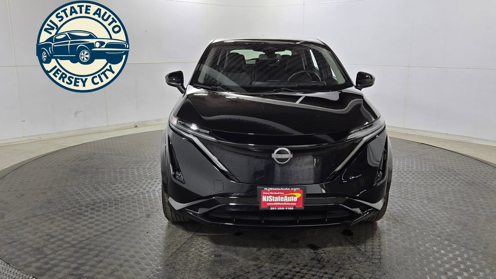 Used 2023 Nissan Ariya AWD video 2