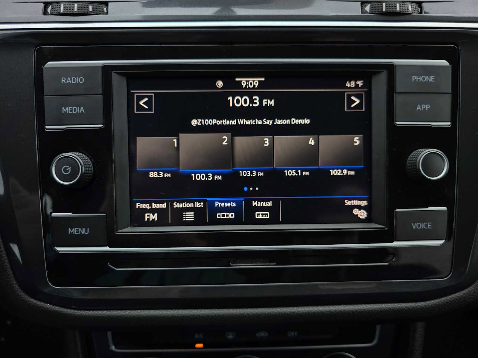 Used 2021 Volkswagen Tiguan S image 27