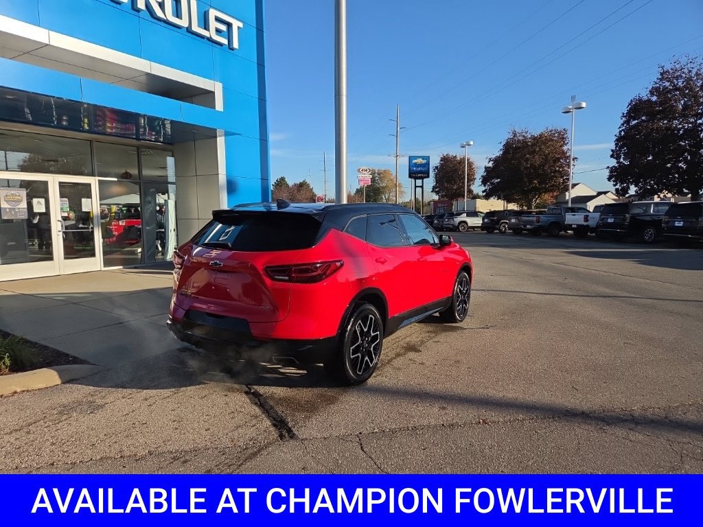 Used 2024 Chevrolet Blazer RS w/ Driver Confidence II Package AWD/4WD image 3