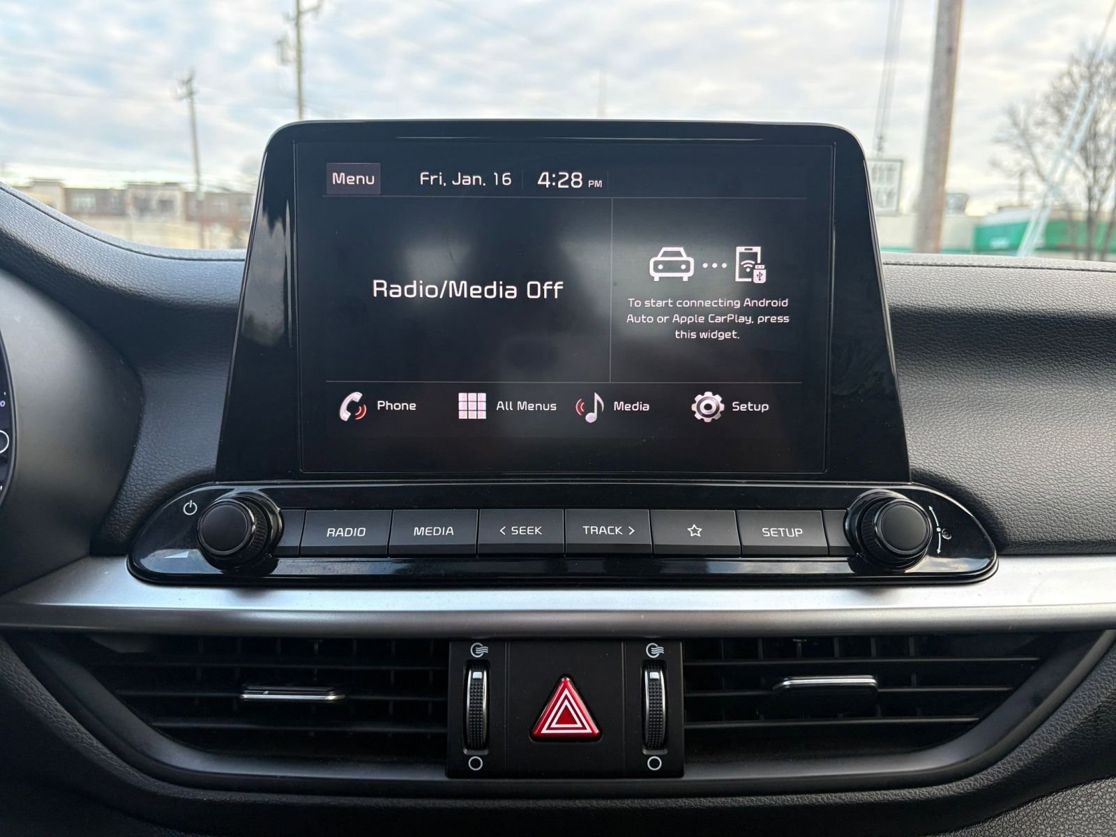 Used 2024 Kia Forte LXS image 20